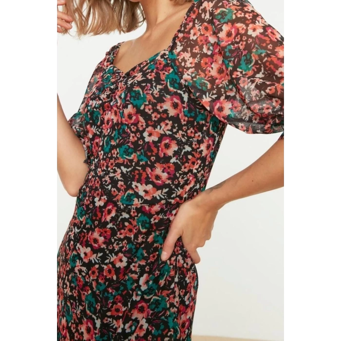 Yeni Regular Casual Günlük Tül Örme Kalp Yaka Kısa Kol Eteği Fırfırlı Mini Boy Elbise