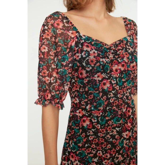 Yeni Regular Casual Günlük Tül Örme Kalp Yaka Kısa Kol Eteği Fırfırlı Mini Boy Elbise