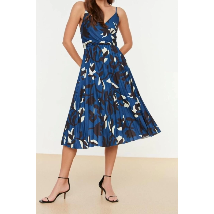 New Regular Casual Daily Polyester Camisole Knitted Double Breasted Strappy Sleeve Skater Midi Length Dress