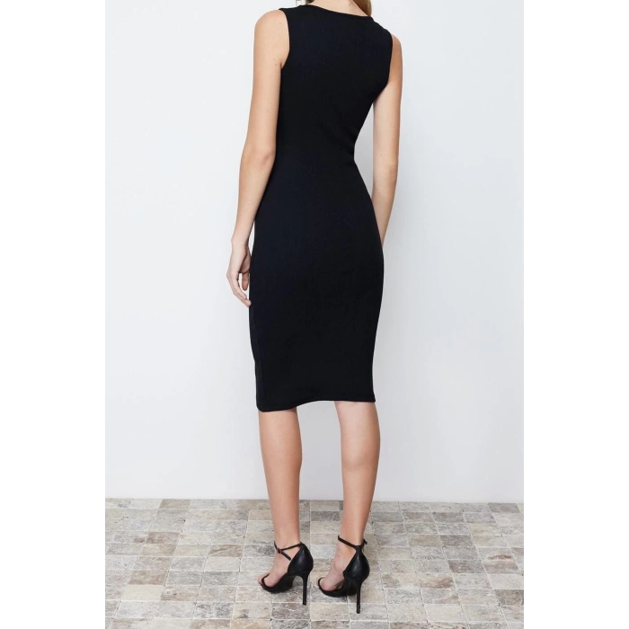 New Slim Casual Daily Regenerated Camisole Knitted Pool Neck Sleeveless Sleeve Bodycone Midi Length Dress