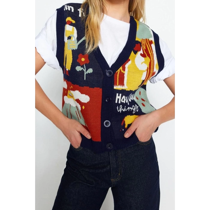 Women Fashion Stylish Regular V Neck Regular Buttoned Knitwear Vest
