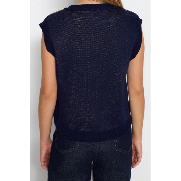 Women Fashion Stylish Regular V Neck Regular Buttoned Knitwear Vest