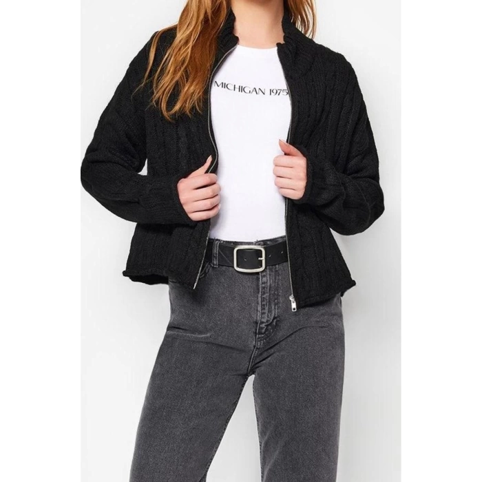 Kadın Moda Şık Crop Dik Yaka Regular Crop Yumuşak Dokulu Fermuarlı Saç Örgülü Triko Hırka