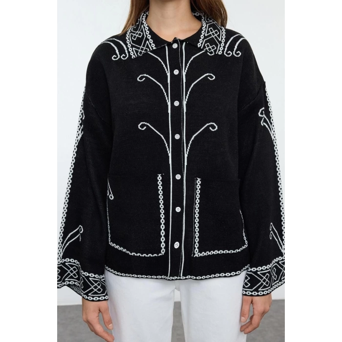 Women Fashion Stylish Regular Polo Collar Regular Ethnic Patterned Knitwear Cardigan