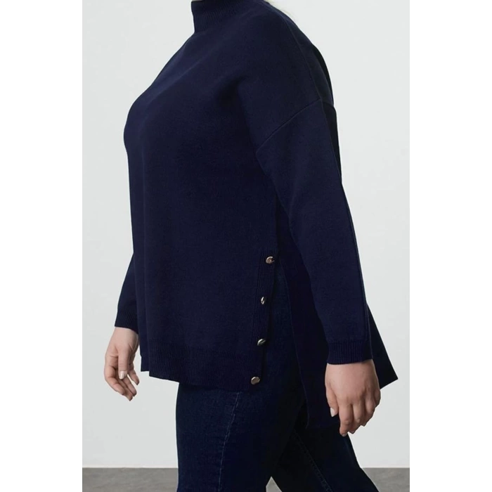 Kadın Büyük Beden Moda Şık Uzun Balıkçı Yaka Uzun Kol Düz Düğme Detaylı Balıkçı Yaka Triko Kazak