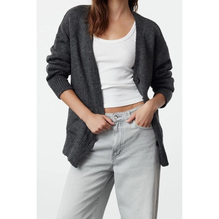 Women Fashion Stylish Regular V Neck Long Sleeve Plain Basic Soft Texture Knitwear Cardigan