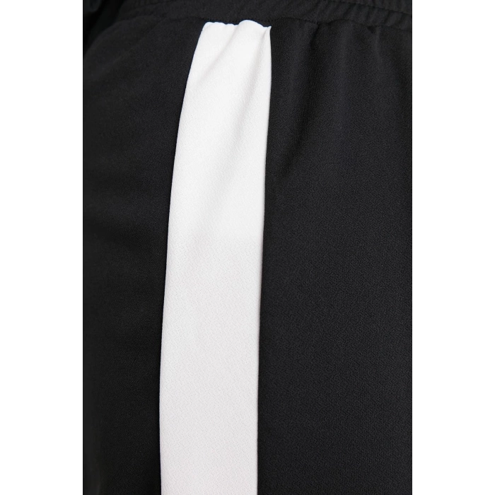 Kadın Moda Büyük Beden Geniş Paça Uzun Boy Örme Beli Lastikli Şerit Detaylı Geniş Paça Örme Pantolon