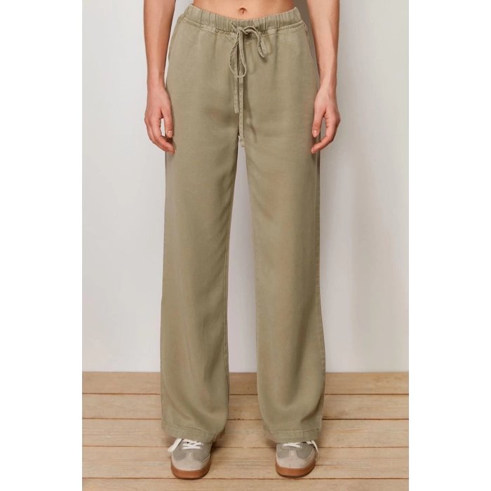 Womens New Fashion Wide Leg Regular Length Denim 100% Cotton Elastic Waist High Waist Jeans