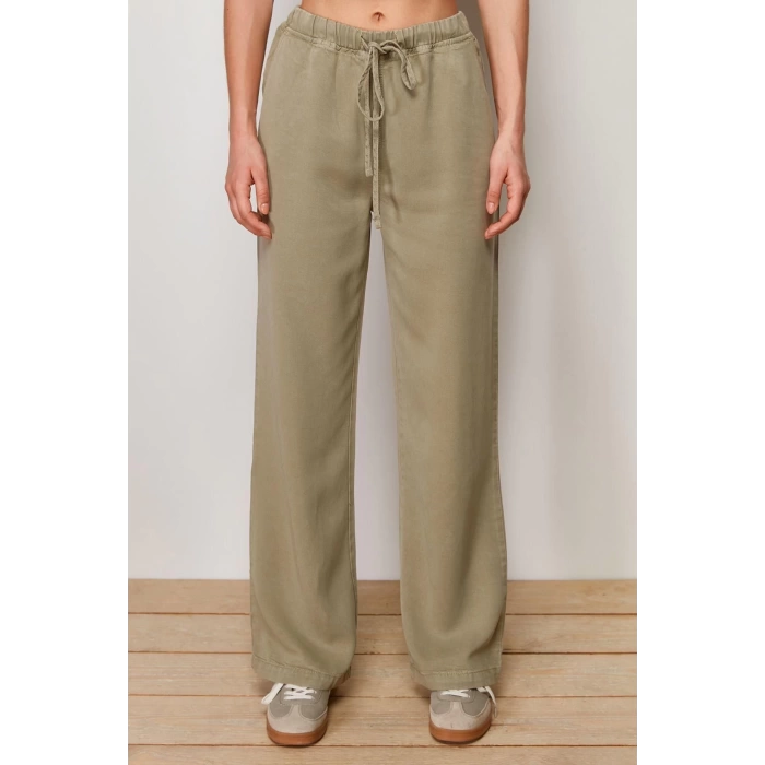 Womens New Fashion Wide Leg Regular Length Denim 100% Cotton Elastic Waist High Waist Jeans