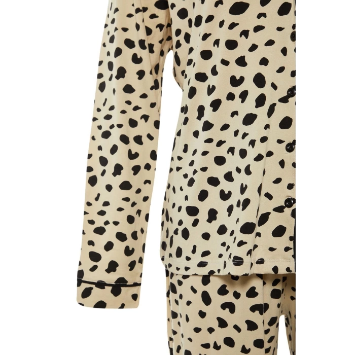 Kadın Moda Şık Büyük Beden Gömlek Yaka Boru Paça Uzun Kol Animal Desenli Örme Pijama Takımı
