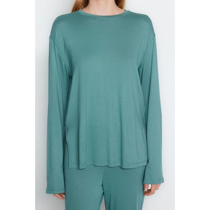 Kadın Bisiklet Yaka Boru Paça Uzun Kol Lacivert Yırtmaç Detaylı Tshirt-Pantolon Örme Pijama Takımı