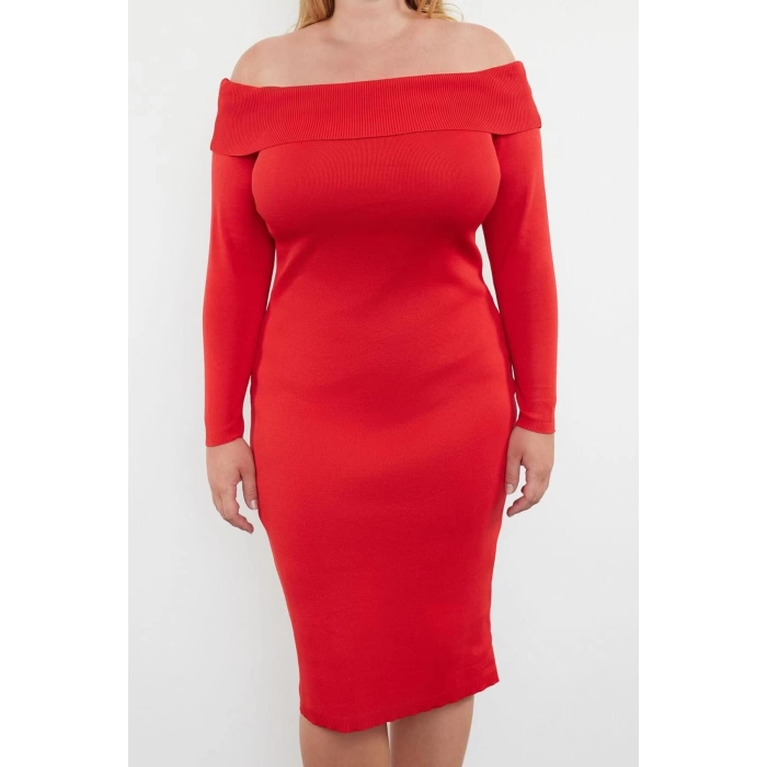 Kadın Moda Şık Büyük Beden Midi Boy Carmen Yaka Fitted Vücudu Saran Triko Elbise