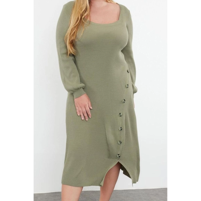 Kadın Moda Şık Büyük Beden Midi Boy Kare Yaka Slim Düğme Detaylı Yırtmaçlı Triko Elbise