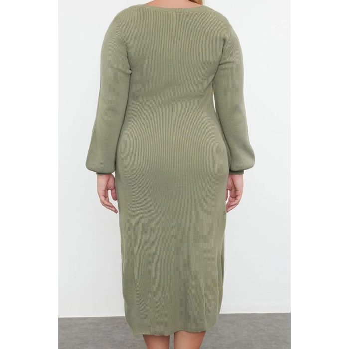 Kadın Moda Şık Büyük Beden Midi Boy Kare Yaka Slim Düğme Detaylı Yırtmaçlı Triko Elbise