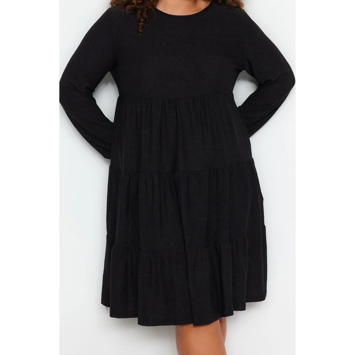 Women Fashion Stylish Plus Size Mini Length Crew Neck Relaxed Plain A-line Knitted Dress