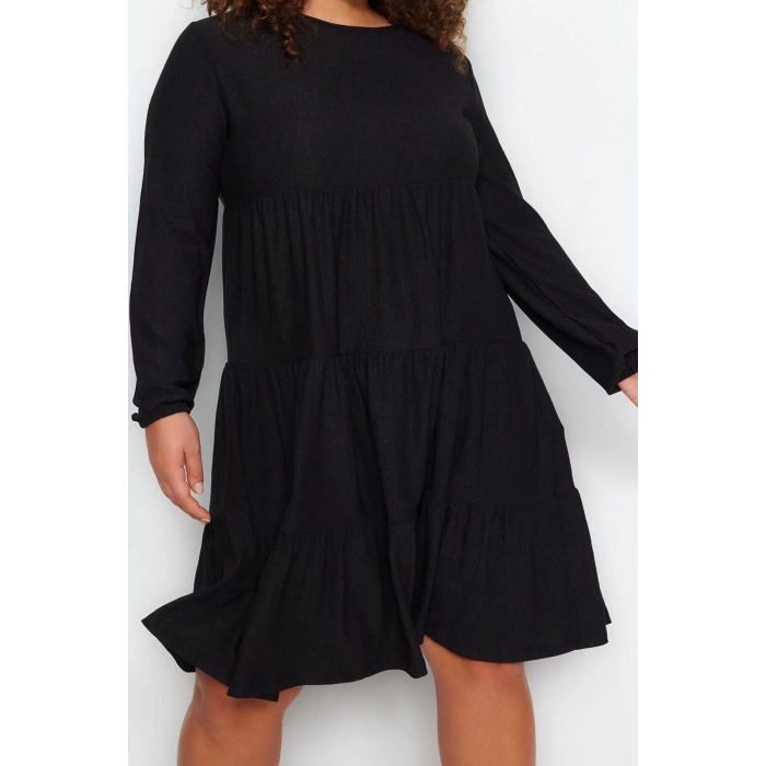 Women Fashion Stylish Plus Size Mini Length Crew Neck Relaxed Plain A-line Knitted Dress