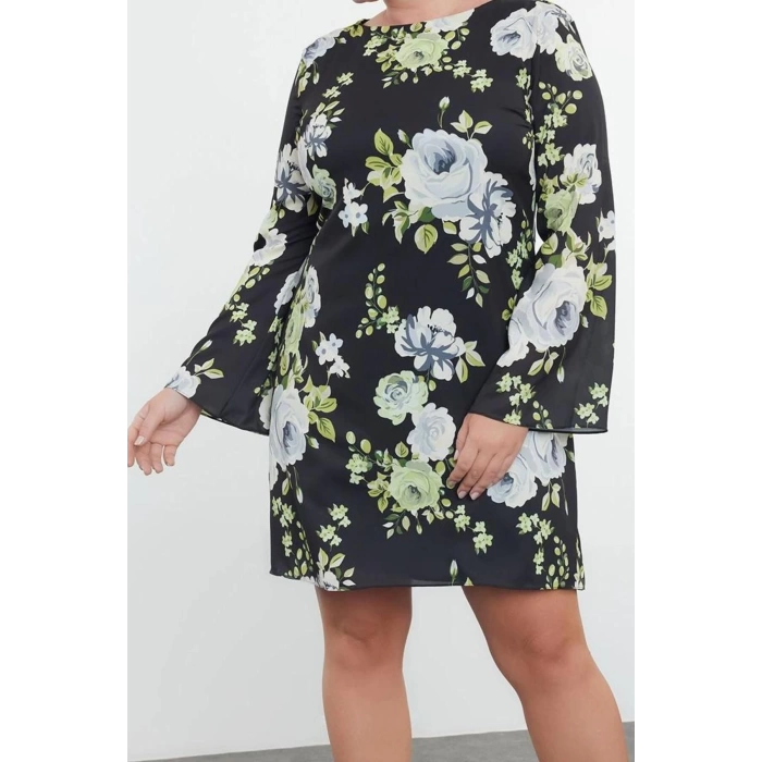 Kadın Moda Şık Büyük Beden Mini Boy Kayık Yaka Fitted Çiçek Desenli Saten Elbise