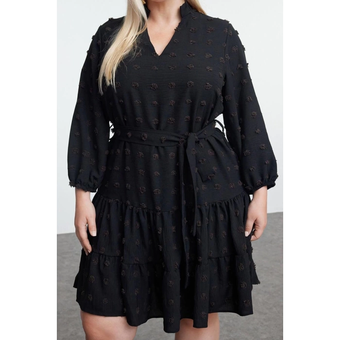 Kadın Moda Büyük Beden Midi Boy V Yaka Fitted Balon Kol Kuşaklı Ponponlu Dokuma Büyük Beden Elbise