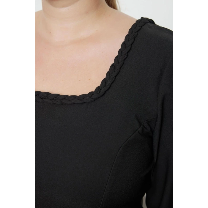 Women Fashion Stylish Plus Size Mini Length Crew Neck Fitted Long Sleeve Finike Woven Plus Size Dress