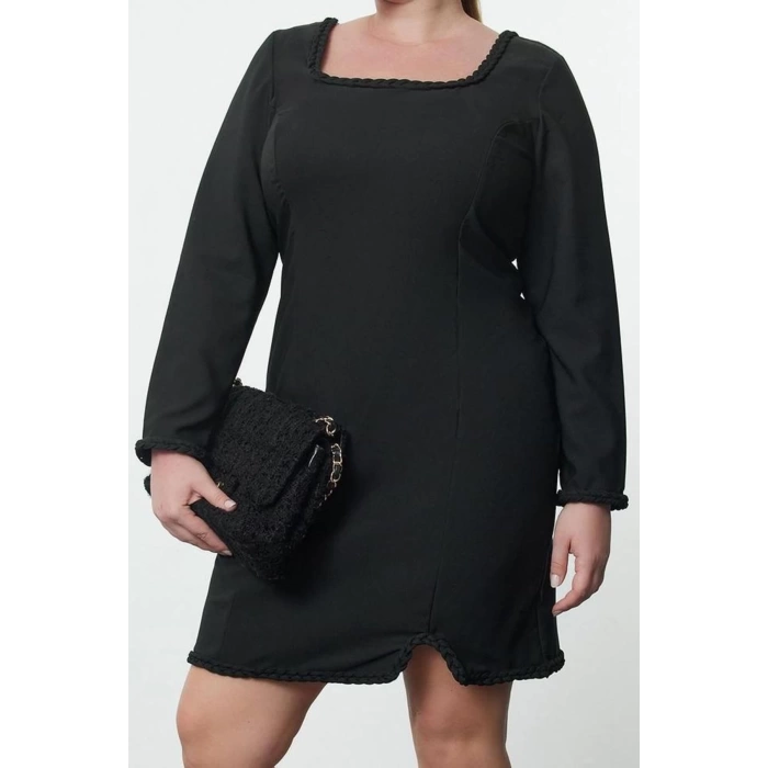 Women Fashion Stylish Plus Size Mini Length Crew Neck Fitted Long Sleeve Finike Woven Plus Size Dress