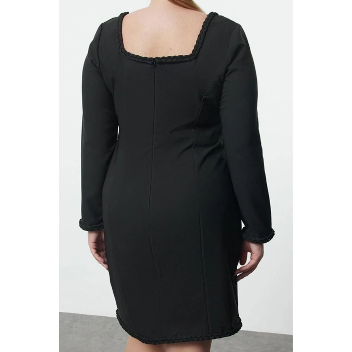 Women Fashion Stylish Plus Size Mini Length Crew Neck Fitted Long Sleeve Finike Woven Plus Size Dress