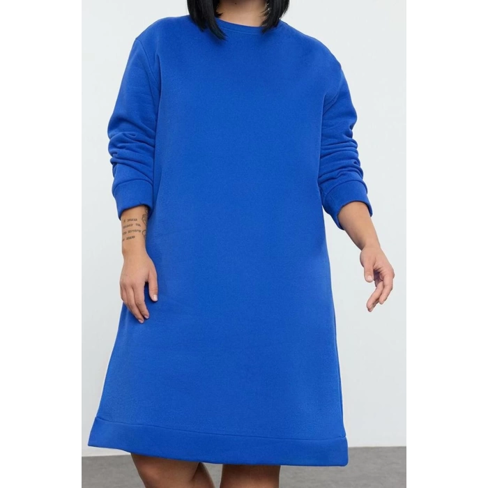 Women Fashion Stylish Plus Size Midi Length Crew Neck Relaxed 2 Yarn Non-raised Knitted Plus Size Dress