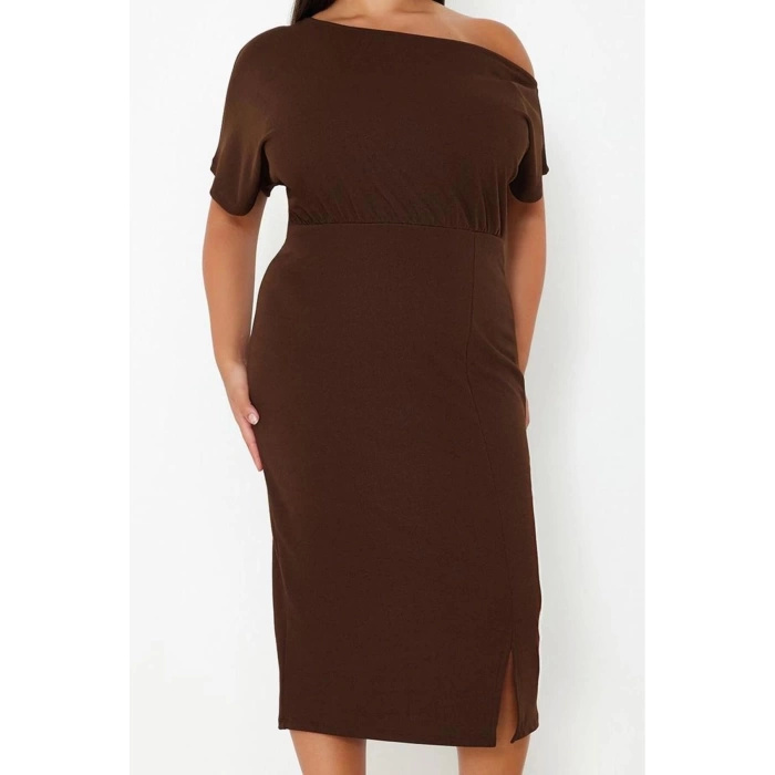 Kadın Moda Şık Büyük Beden Midi Boy Kayık Yaka Fitted Tek Omuz Örme Elbise