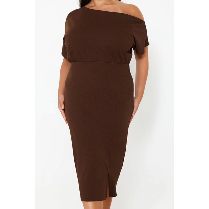 Kadın Moda Şık Büyük Beden Midi Boy Kayık Yaka Fitted Tek Omuz Örme Elbise