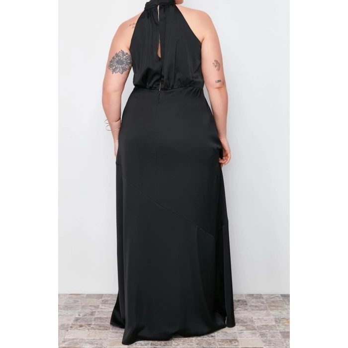 Womens Plus Size Maxi Length Halter Neck Relaxed Satin Long Plus Size Dress