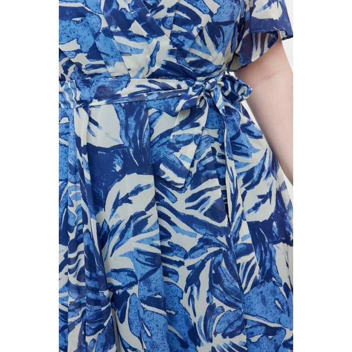 Kadın Moda Şık Büyük Beden Maxi Boy Kruvaze Relaxed Tropik Yaprak Desenli Şifon Dokuma Elbise