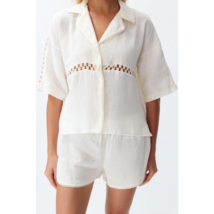 Women Fashion Stylish Regular Short Length Long Sleeve Ecru Woven Muslin 100% Cotton Shirt Shorts Set