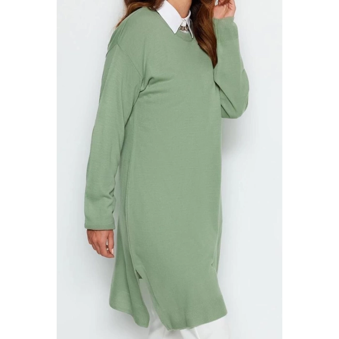 Women Fashion Stylish Hijab Crew Neck Standard Sleeve Long Knitted Sweater