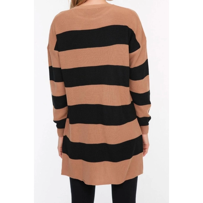 Women Fashion Stylish Hijab Crew Neck Low Sleeve Midi Brown Striped Knitwear Sweater