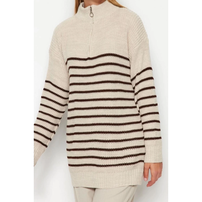 Women Fashion Stylish Hijab Half Turtleneck Low Sleeve Midi Striped Zipper Detail Knitwear Sweater