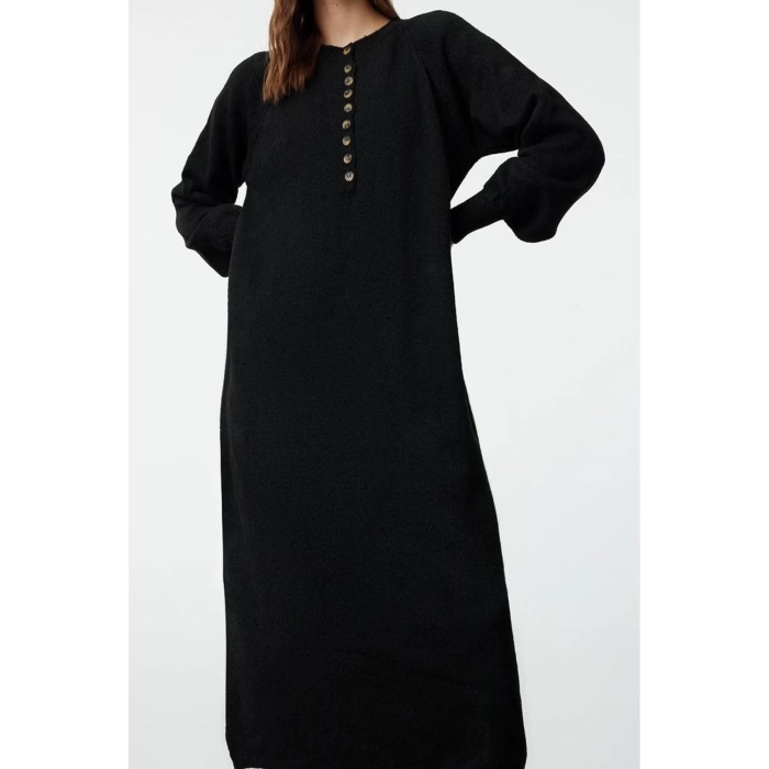 Women Fashion Stylish Hijab Maxi Length Crew Neck Relaxed Balloon Sleeve Soft Texture Knit Dress