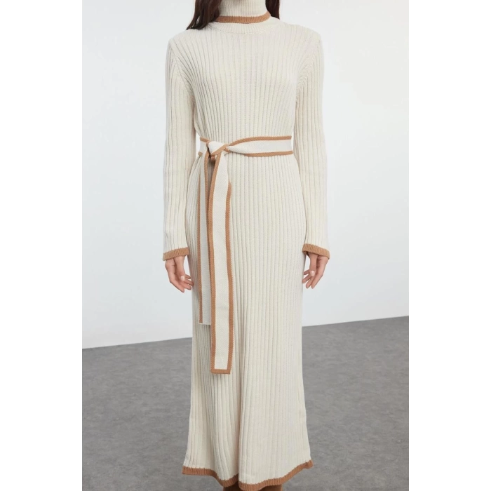 Women Fashion Stylish Hijab Maxi Length Stand Collar Fitted Belted Mink Piping Knit Dress