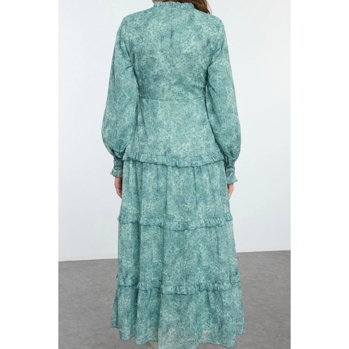 Kadın Moda Şık Tesettür Uzun Bisiklet Yaka Oversize Desenli Fırfırlı Dokuma Elbise