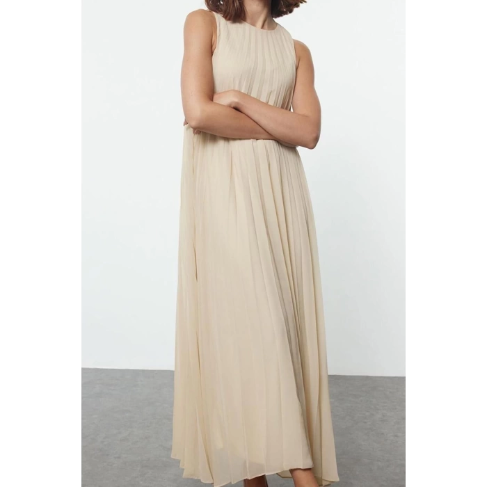 Women Fashion Stylish Hijab Long Crew Neck Regular Pleated Woven Underwear Dress