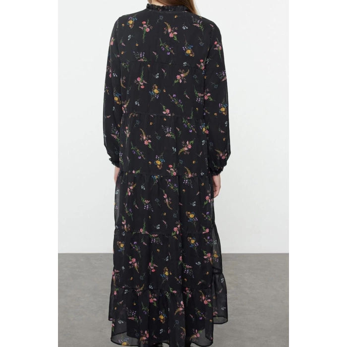 Women Fashion Stylish Hijab Long Stand Collar Oversize Crisp Floral Patterned Collar Detailed Woven Dress