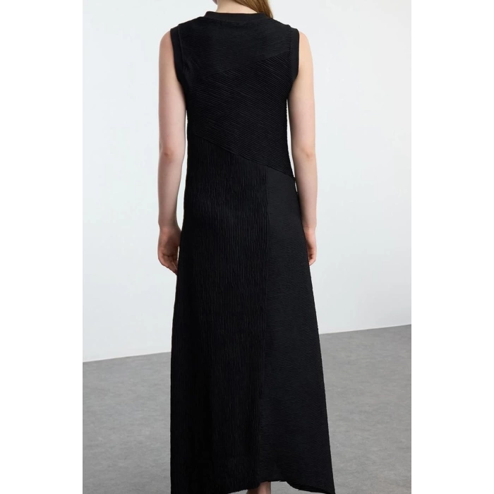 Women Fashion Stylish Hijab Midi Length Crew Neck Regular Knitted Undershirt Lining Dress