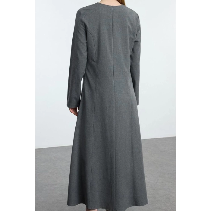 Kadın Moda Şık Tesettür Maxi Boy Bisiklet Yaka Fitted Cep Detaylı Dokuma Elbise