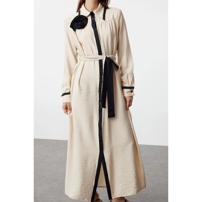 Womens Hijab Maxi Length Shirt Collar Regular Black Piping and Rose Detailed Belted Woven Shirt Dress