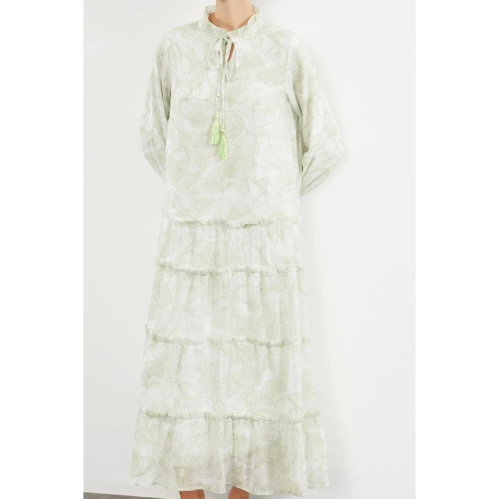 Women Fashion Stylish Hijab Maxi Length Judge Collar Regular Woven Chiffon Floral Patterned Dress