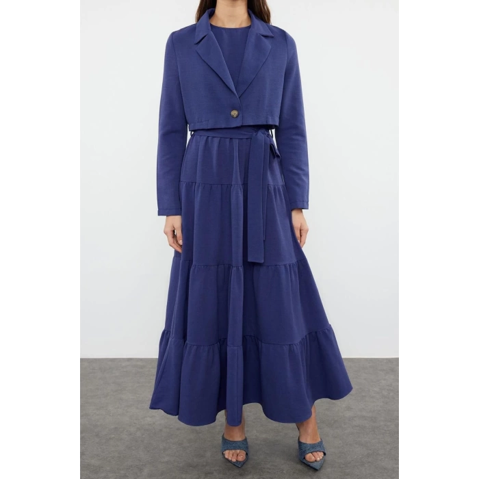 Women Fashion Stylish Regular Crop Length Long Sleeve Belted Dress Crop Jacket Woven Suit