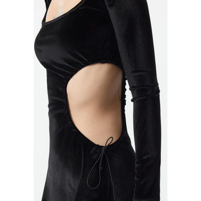Women Fashion Stylish Mini Length Square Neck Fitted Cut Out Window Detail Velvet Knit Dress
