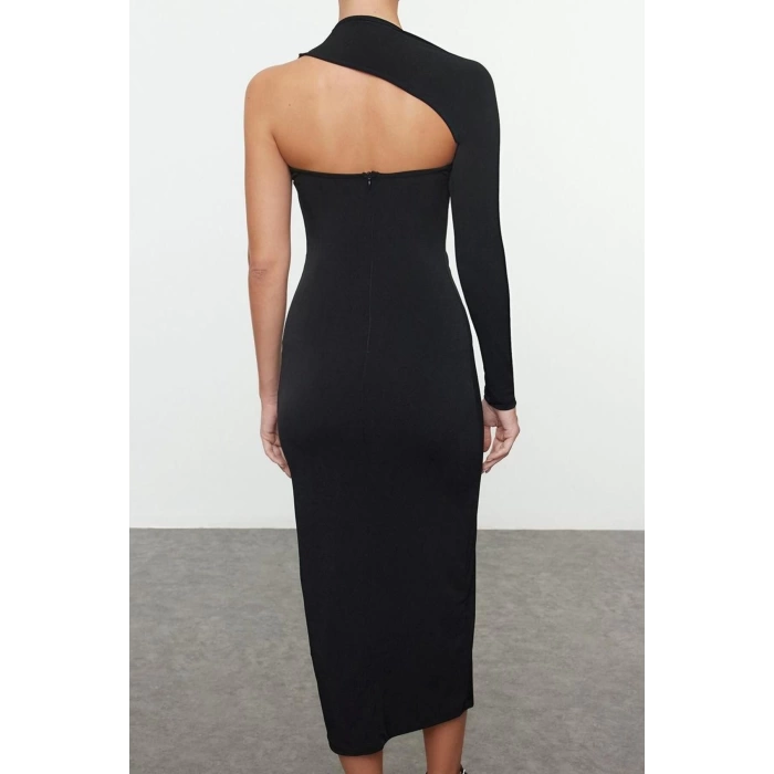 Kadın Moda Şık Midi Boy Asimetrik Yaka Fitted Vücuda Oturan Tek Kol Detaylı Örme Elbise