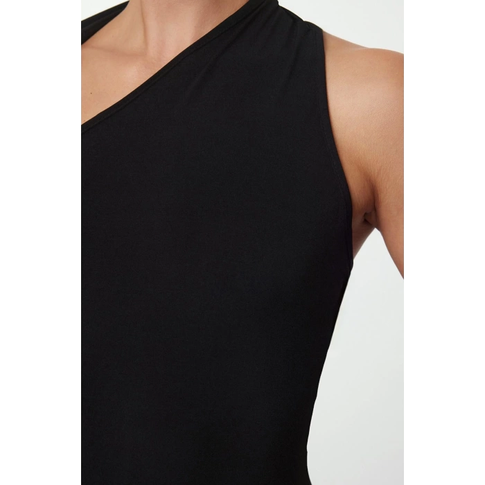 Kadın Moda Şık Midi Boy Asimetrik Yaka Fitted Vücuda Oturan Tek Kol Detaylı Örme Elbise