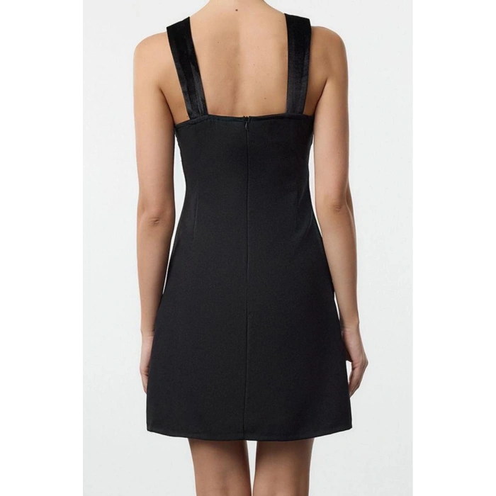 Kadın Moda Şık Mini Boy Halter Yaka Fitted A-Kesim Fiyonk Detaylı Dokuma Kısa Elbise