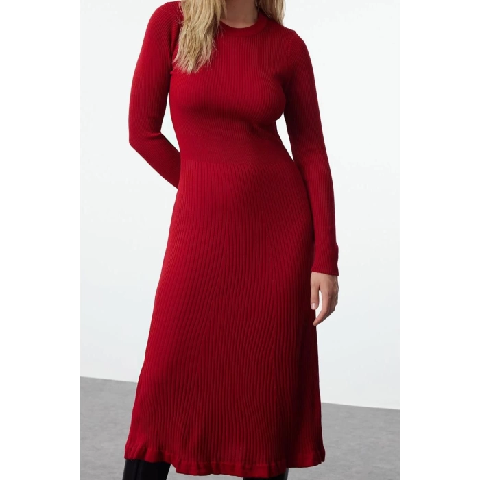 Women Fashion Stylish Midi Length Crew Neck Slim Knitted Dress