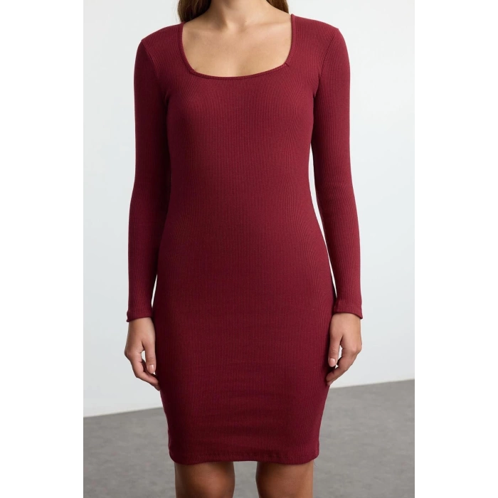 Kadın Moda Şık Mini Boy Kare Yaka Slim Büzgü Detaylı Vücuda Oturan Fitilli Esnek Örme Kalem Elbise
